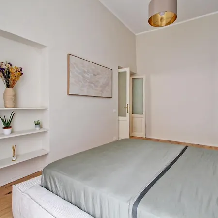 Apartment Boncompagni79 Design & Comfort In The Center Borghese